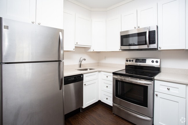 The Anchorage, Charlestown, MA 02129 - photo 4