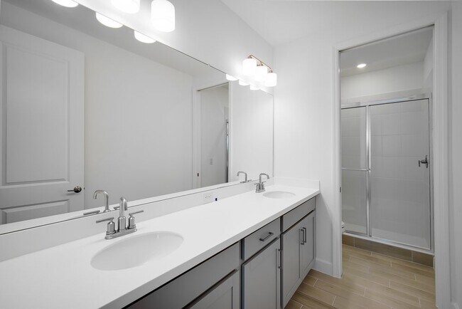 1685 Trailhead Ln, Zephyrhills, FL 33541 - photo 5