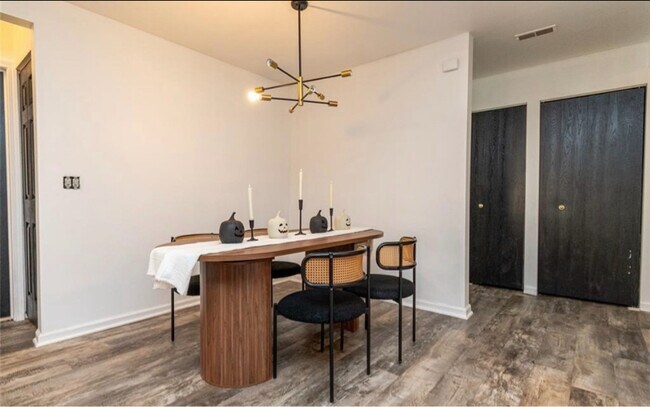 867 Amanda Ln, Pontiac, MI 48340 - photo 5