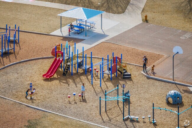 in Daniels, Lakewood, CO.