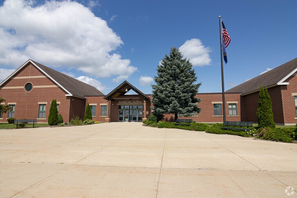 Moose Hill School