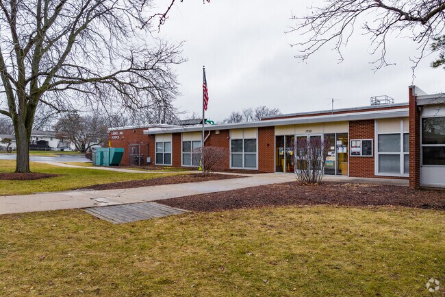 Laurel Hill Elementary School has 437 students.