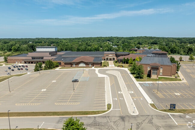 Hartland High School offers a variety of programs that challenge children.