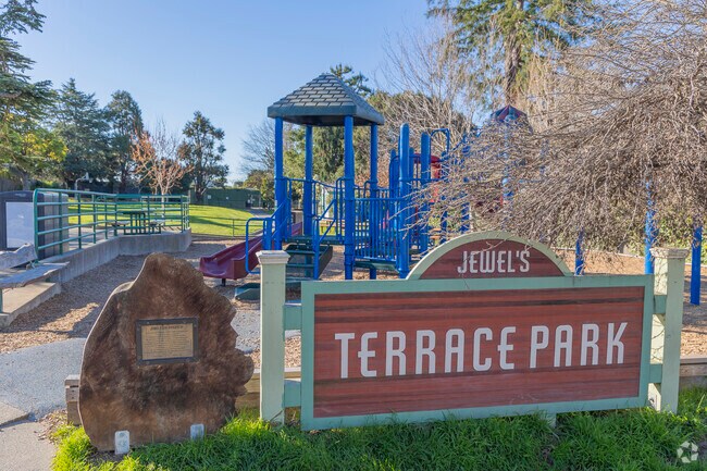 Jewel's Terrace Park in Albany Terrace was named after Jewel Okawachi in 2009.