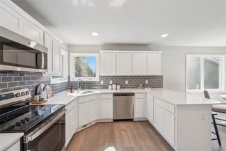 445 Napoli Ave, West Des Moines, IA 50266