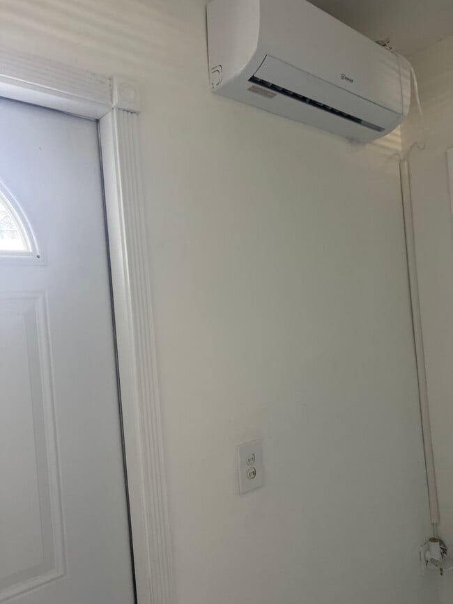 7615 SW 18th St unit AP.2 bedroom 1 bath, Miami, FL 33155 - photo 3