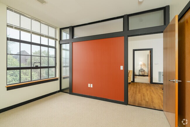 6North, Saint Louis, MO 63108 - photo 6