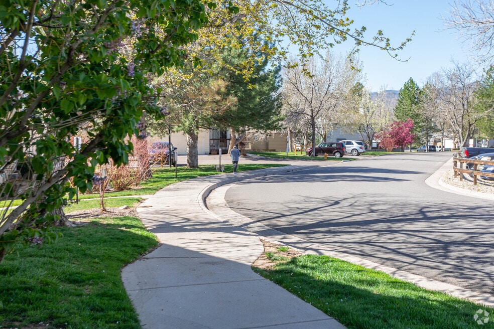 Cay at Marina Pointe