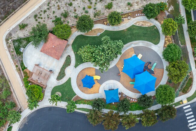 Neighborhood parks provide Robertson Ranch residents with a serene place to relax.