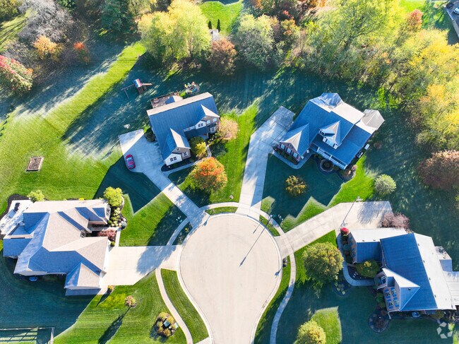 Many beautiful 5-bedroom homes are sold within Woodberry Estates in Fairfield Township.