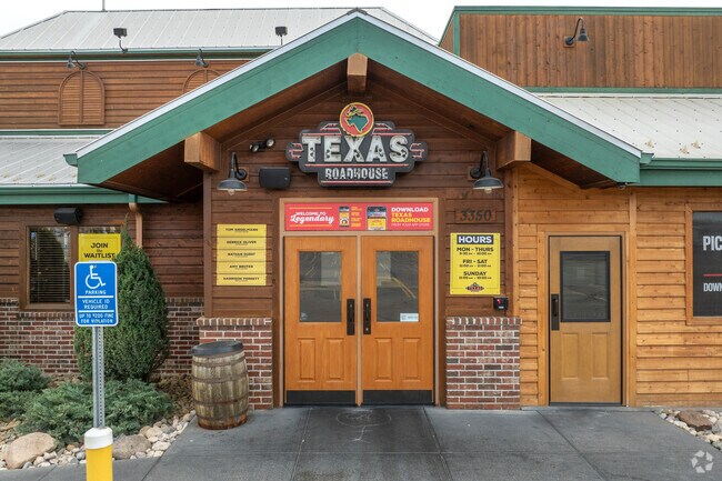 Texas Roadhouse is a very popular restaurant in the Lincolnshire-Arbor Glen neighborhood.