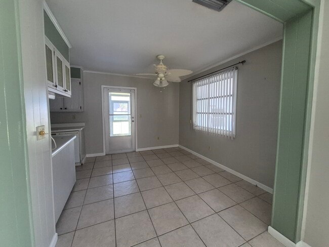 1016 Elm St, Okeechobee, FL 34974 - photo 4