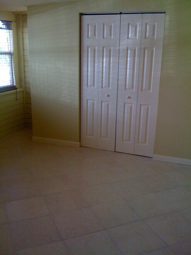 1231 Longwood St, West Palm Beach, FL 33401