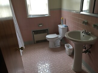 207 Garfield Ave Unit 207 Garfield Ave. Bpt CT., Bridgeport, CT 06606