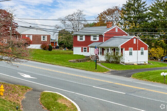 Split-level homes offer versatile living spaces in Rockland.