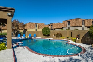 100 Manchester Dr, Euless, TX 76039