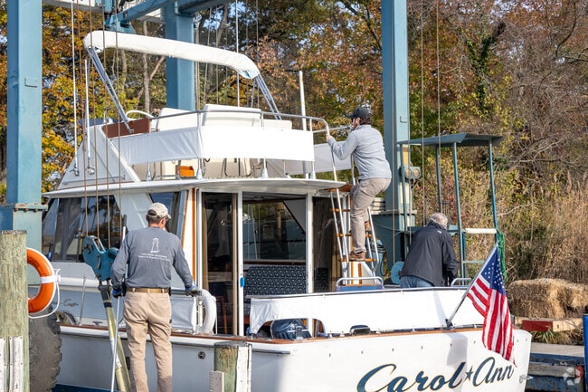 Help a friend or neighbor in Arnold prepare their boat for a day on the water.