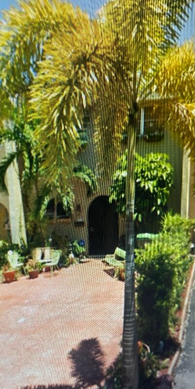 6955 W 2nd Ln, Hialeah, FL 33014