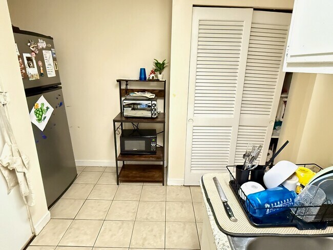 1307 Commonwealth Ave unit 2, Allston, MA 02134 - photo 5