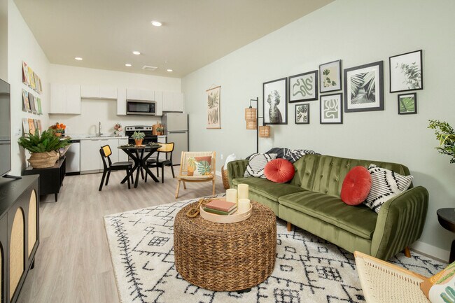 Streamliner 67th, Phoenix, AZ 85035 - photo 2