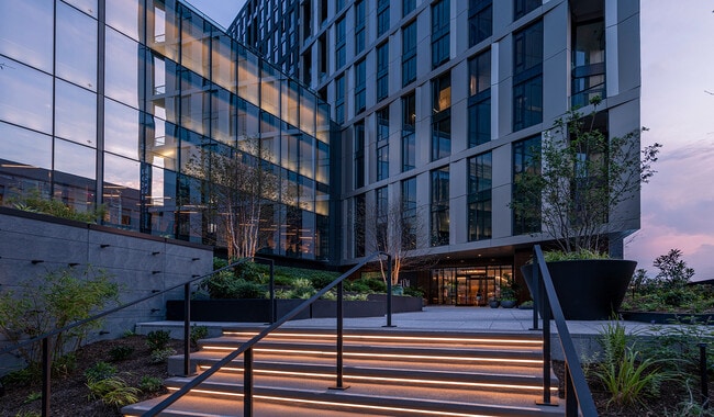 The Elm, Bethesda, MD 20814 - photo 2