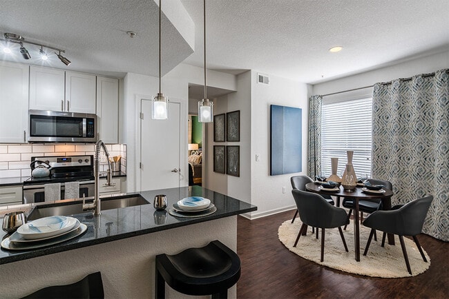 Cortland Gateway Park, Denver, CO 80239 - photo 5