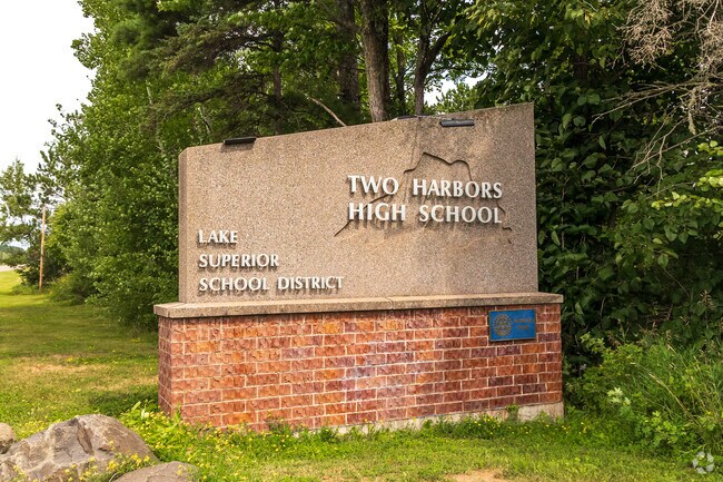 Two Harbors Secondary School serves about 580 students.