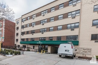530 W Surf St Unit 220, Chicago, IL 60657