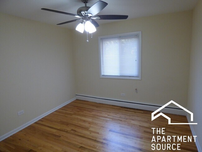 1630 W Estes Ave unit 1F, Chicago, IL 60626 - photo 6