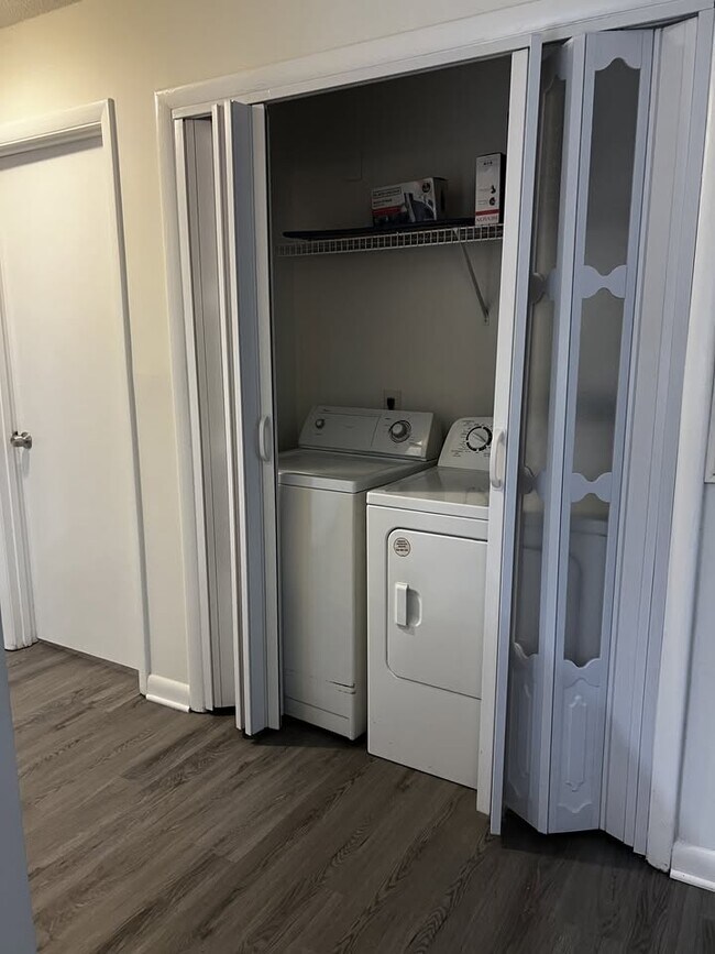 1230 University Ct unit 1230-4, Raleigh, NC 27606 - photo 6