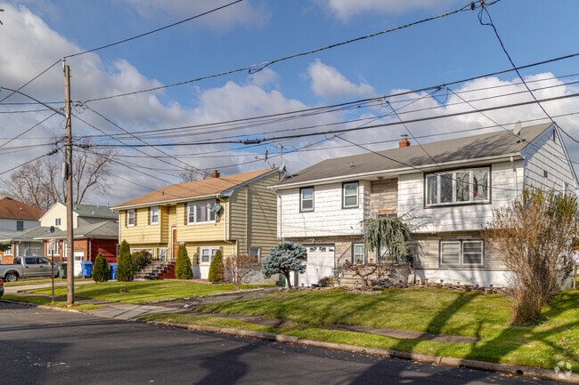 Iselin homes are perfect for families seeking comfort and a peaceful atmosphere.