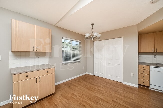 6222 Palmview Ct, Tampa, FL 33625 - photo 5