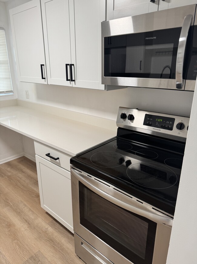 171 S Broadway unit 2, Lantana, FL 33462 - photo 5