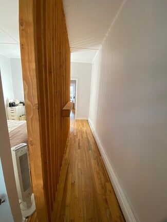 26 Sterling Place Unit 1, Edgewater, NJ 07020