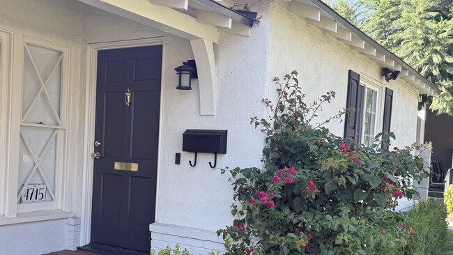 4715 Allott Ave, Sherman Oaks, CA 91423 - photo 3