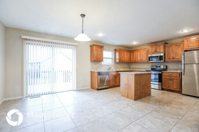 523 Buffalo Dr, Raymore, MO 64083 - photo 7