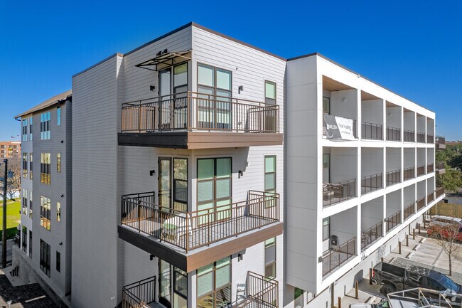 212 Melba, Dallas, TX 75208 - photo 6