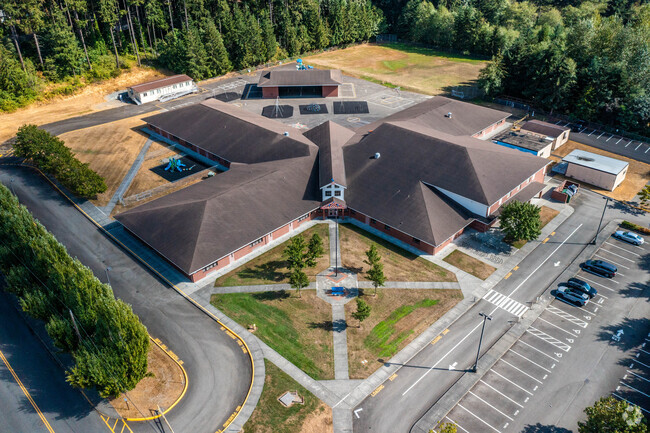 Aerial of Rainier View Elementary School.