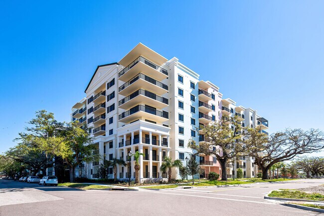 Manor Riverside, Tampa, FL 33607 - photo 5