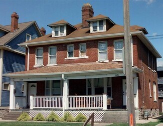 1628 Summit St, Columbus, OH 43201