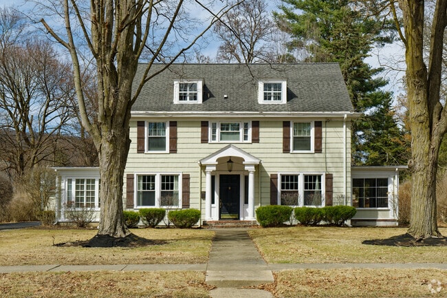 Many Colonial Revival homes in Elmira were built as mansions in the late 19th and early 20th century.
