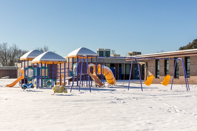 Riverside Elementary School has a student-teacher ratio of 13-1.