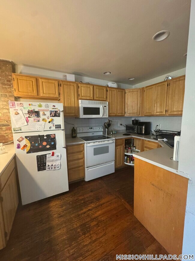 1538 Tremont St Unit 3, Boston, MA 02120