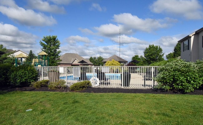 Pickerington Ridge, Pickerington, OH 43147 - photo 3