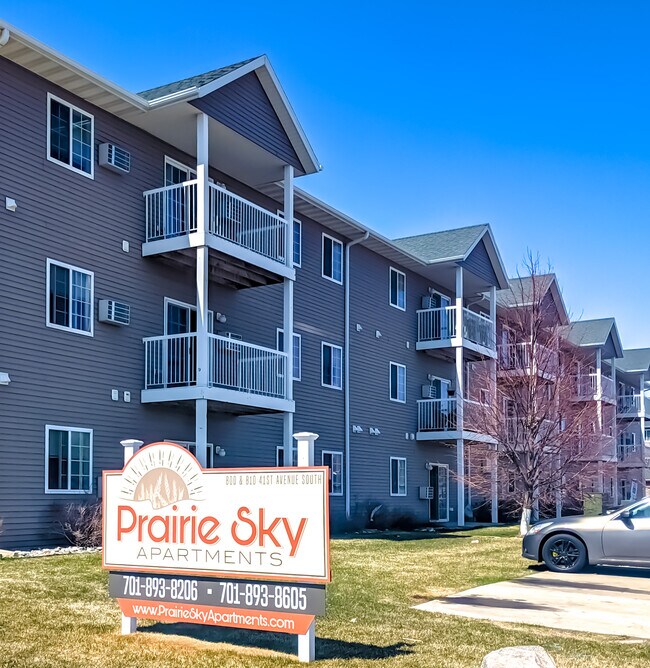 800-810 41st Ave S, Moorhead, MN 56560