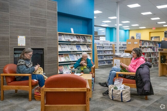 The Meadowridge Library is close to Prairie Hills, and hosts weekly events.