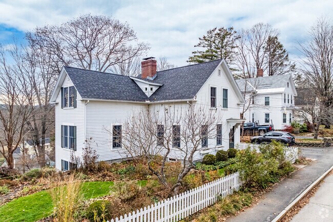 This Colonial in Peterborough is classic New England architecture at it finest.