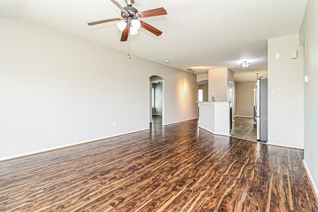 202 Freedom Trail, Forney, TX 75126 - photo 4