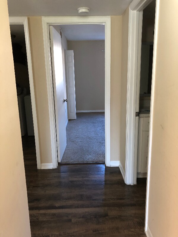 1076 Ellen Ct, Melbourne, FL 32935 - photo 7