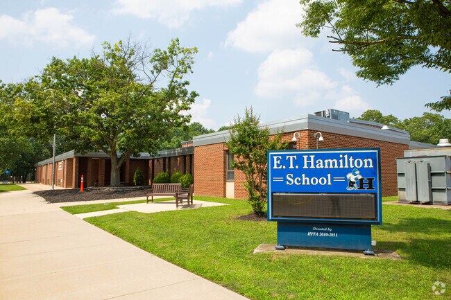 E.T. Hamilton School has 516 students in grades K-5 with a student-teacher ratio of 14 to 1.